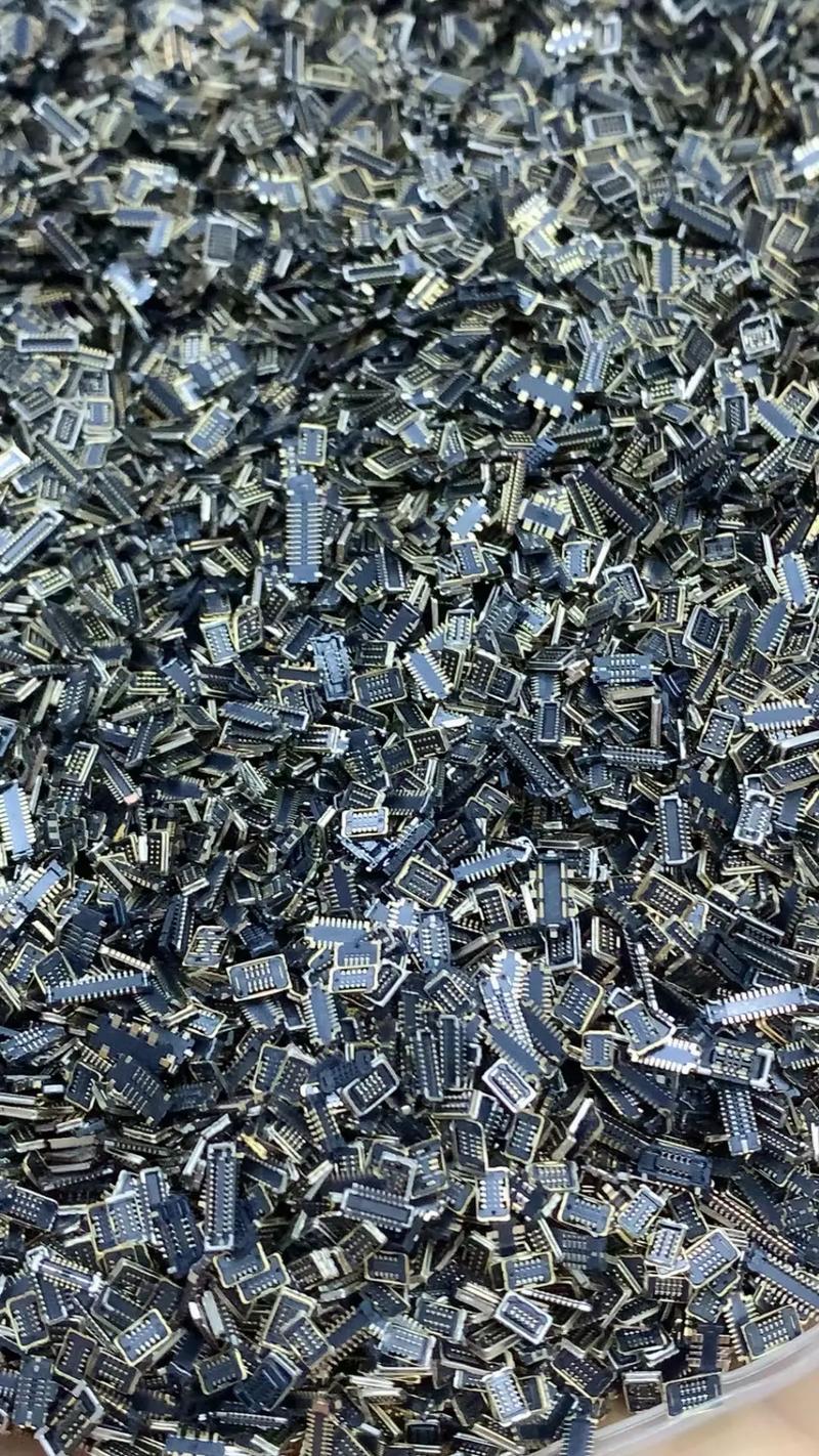 手机配件与电路板中的黄金 揭秘镀金废料回收的财富密码